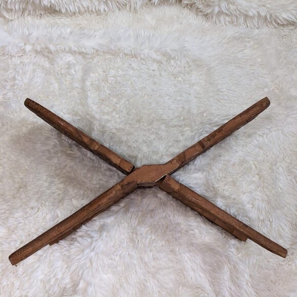 Carved Wooden Foldable Bookstand - Picture 6 of 9